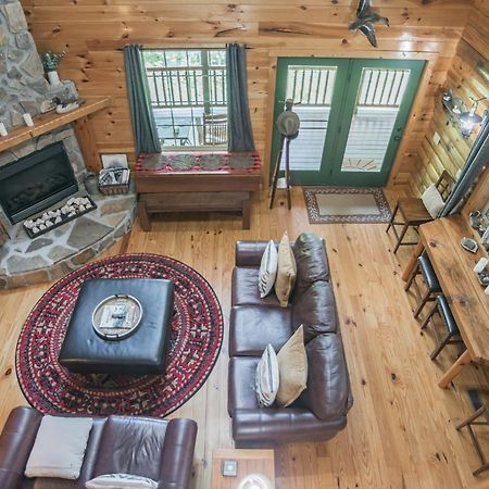 Tree Top Lodge - Gorgeous Lake Cabin With Hot Tub & Magnificent Views Of Forests And Mountains! Cabin Butler エクステリア 写真