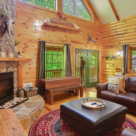 Tree Top Lodge - Gorgeous Lake Cabin With Hot Tub & Magnificent Views Of Forests And Mountains! Cabin Butler エクステリア 写真