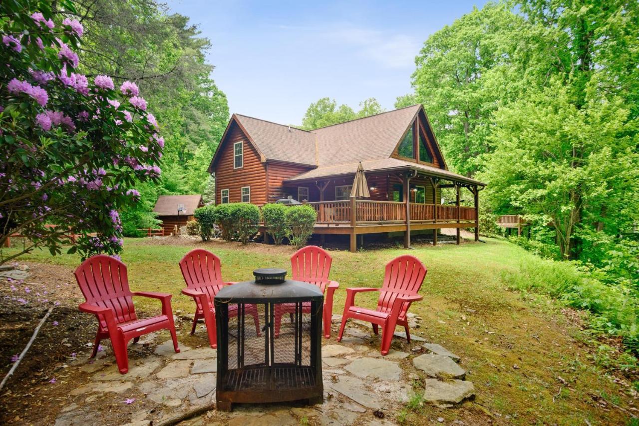 Tree Top Lodge - Gorgeous Lake Cabin With Hot Tub & Magnificent Views Of Forests And Mountains! Cabin Butler エクステリア 写真