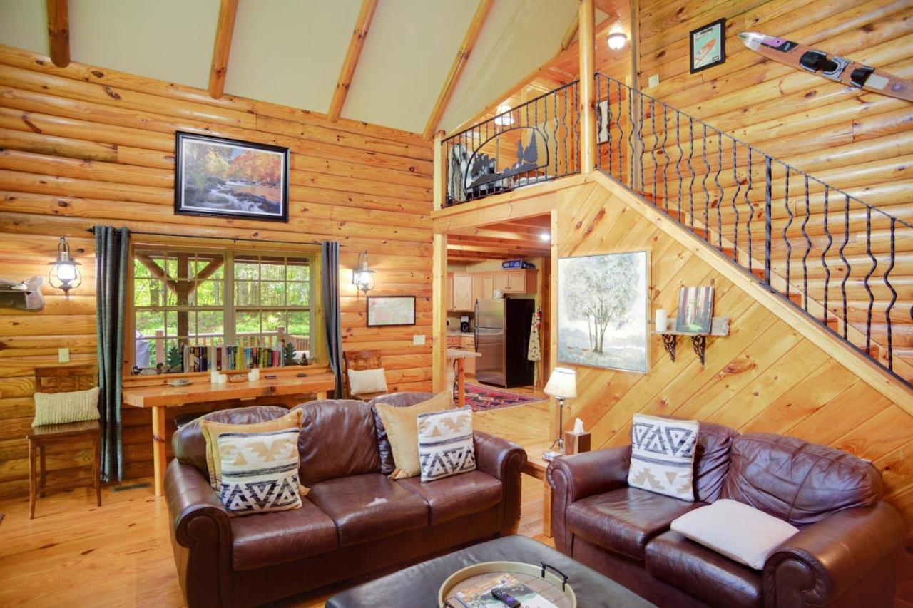 Tree Top Lodge - Gorgeous Lake Cabin With Hot Tub & Magnificent Views Of Forests And Mountains! Cabin Butler エクステリア 写真