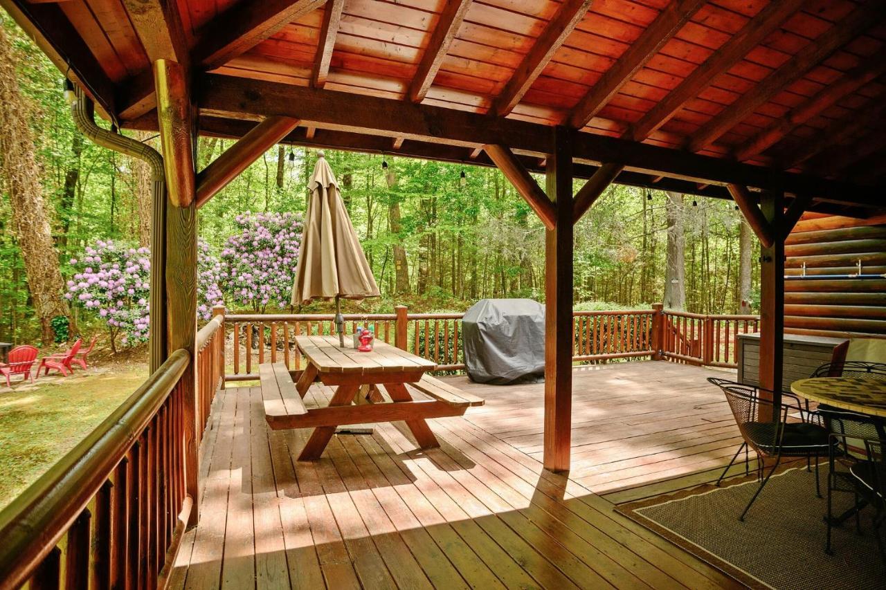 Tree Top Lodge - Gorgeous Lake Cabin With Hot Tub & Magnificent Views Of Forests And Mountains! Cabin Butler エクステリア 写真